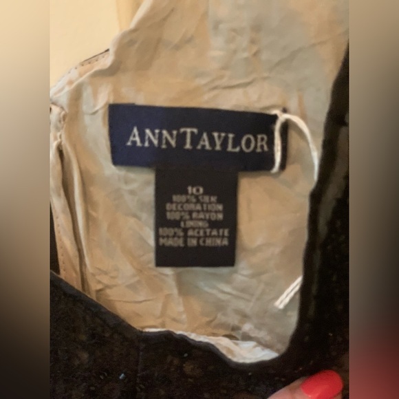 Ann Taylor Sleeveless Silk Black Beaded Lace MIDI Dress.  Size-10 - Picture 4 of 4